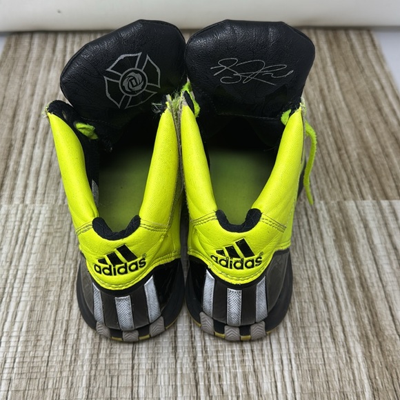 Adidas Derrick Rose Sneakers - Picture 4 of 12